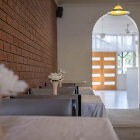 Stawell'S London Motor Inn エクステリア 写真