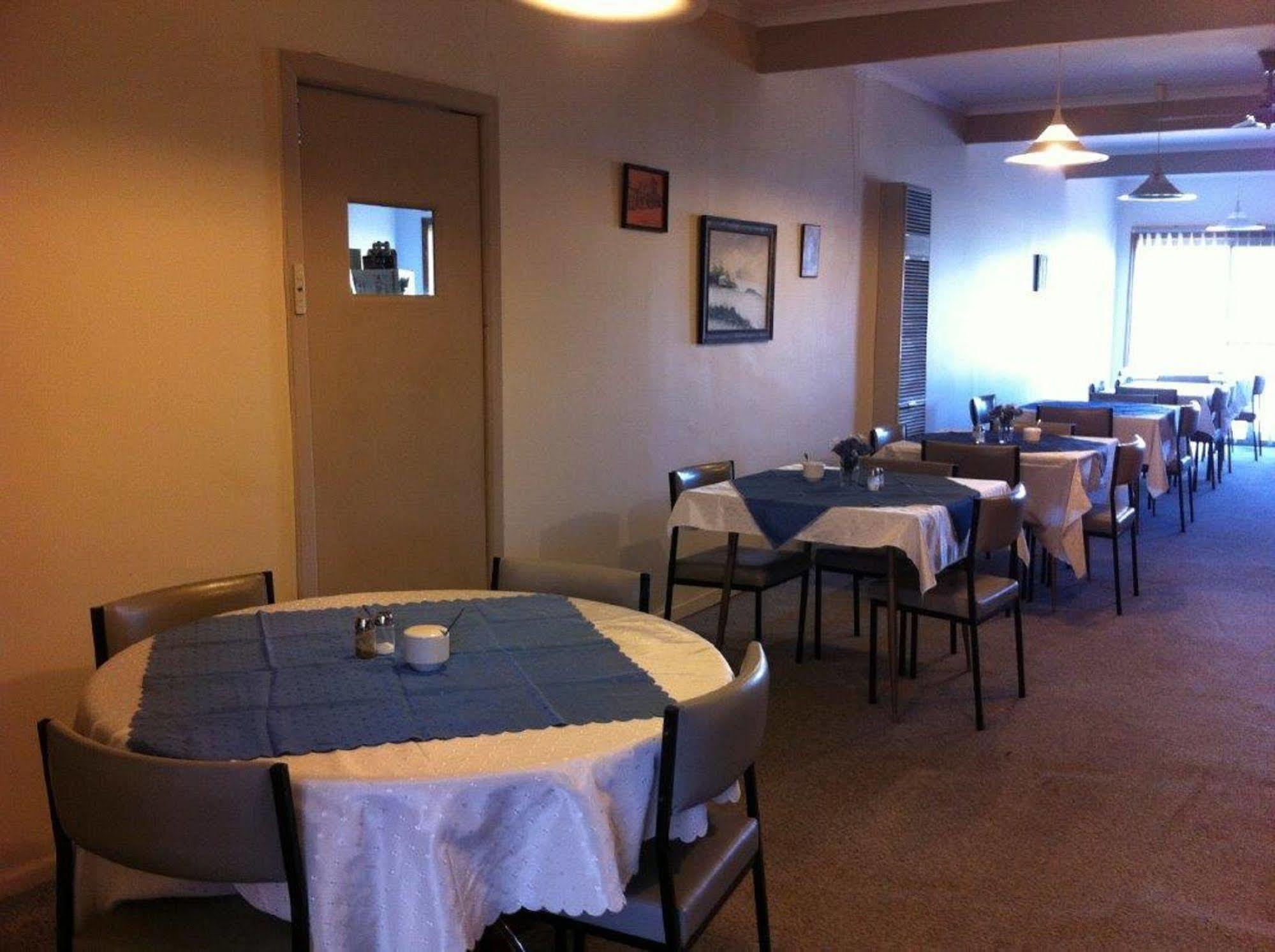 Stawell'S London Motor Inn エクステリア 写真