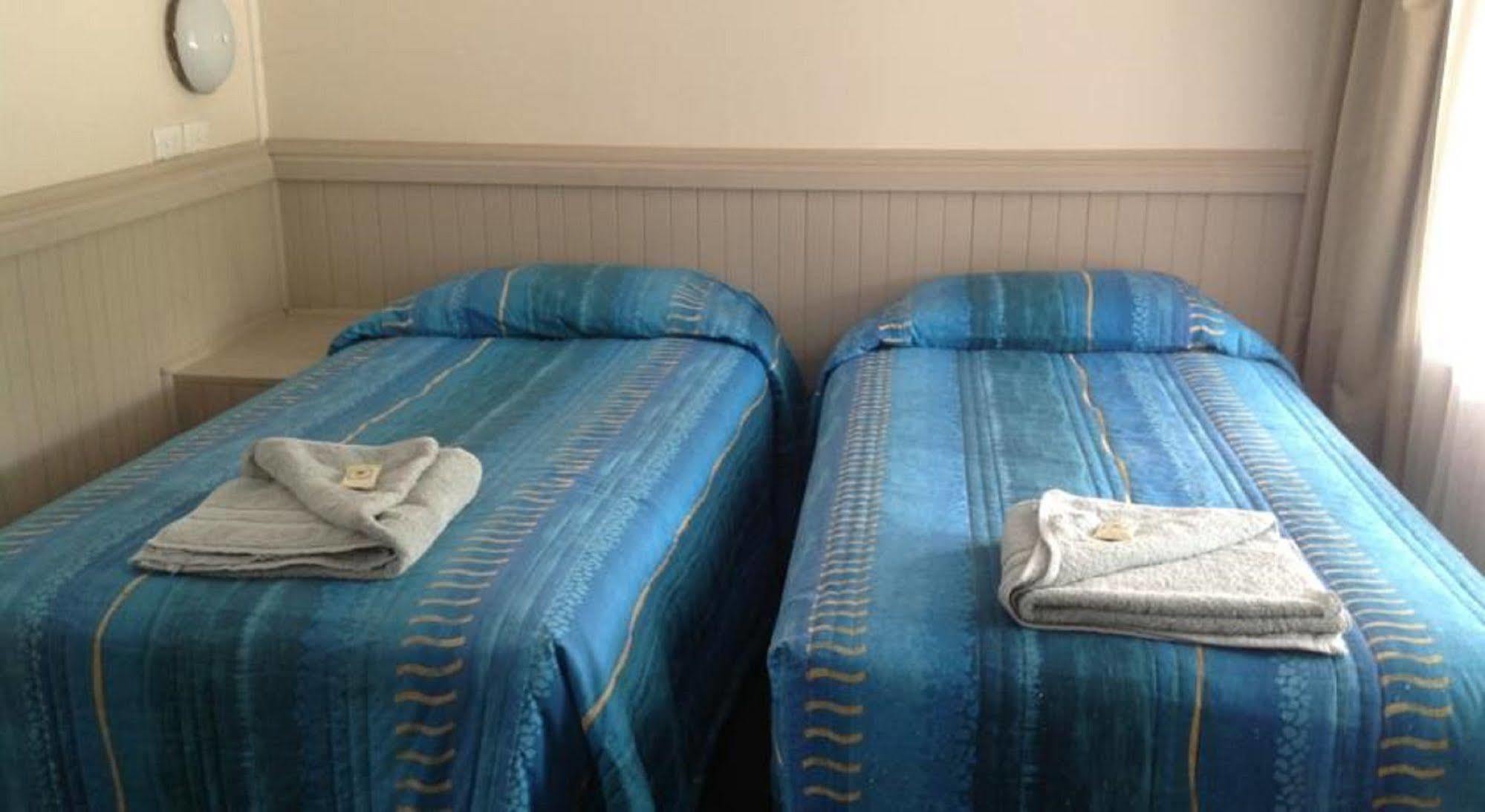 Stawell'S London Motor Inn エクステリア 写真
